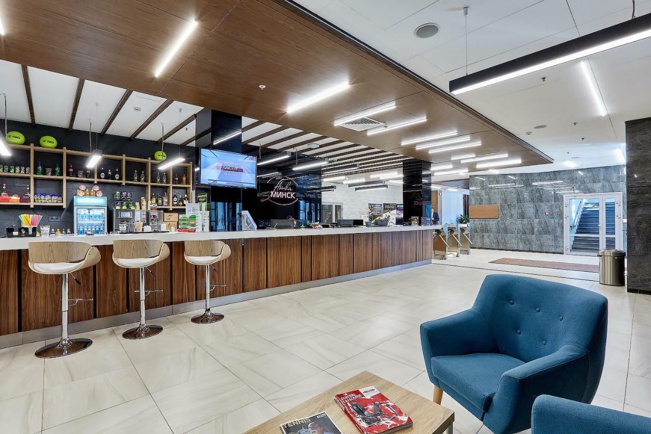 Aqua-Minsk Hotel Plus Екстер'єр фото